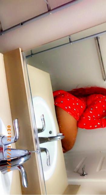 Cinnamon , 23  female escort, Youngstown