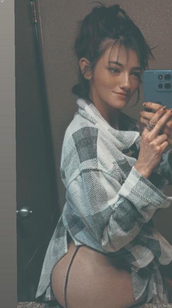 Lilac, 42  female escort, Youngstown