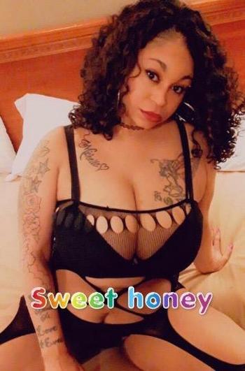4404940084, female escort, Youngstown